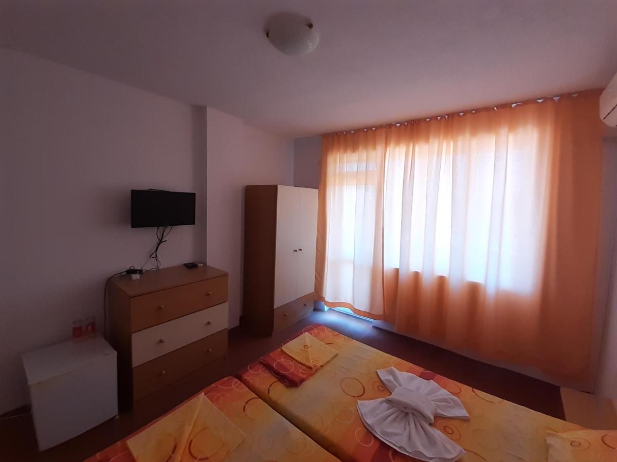 Guest House Malkata Stopanka Приморско Екстериор снимка