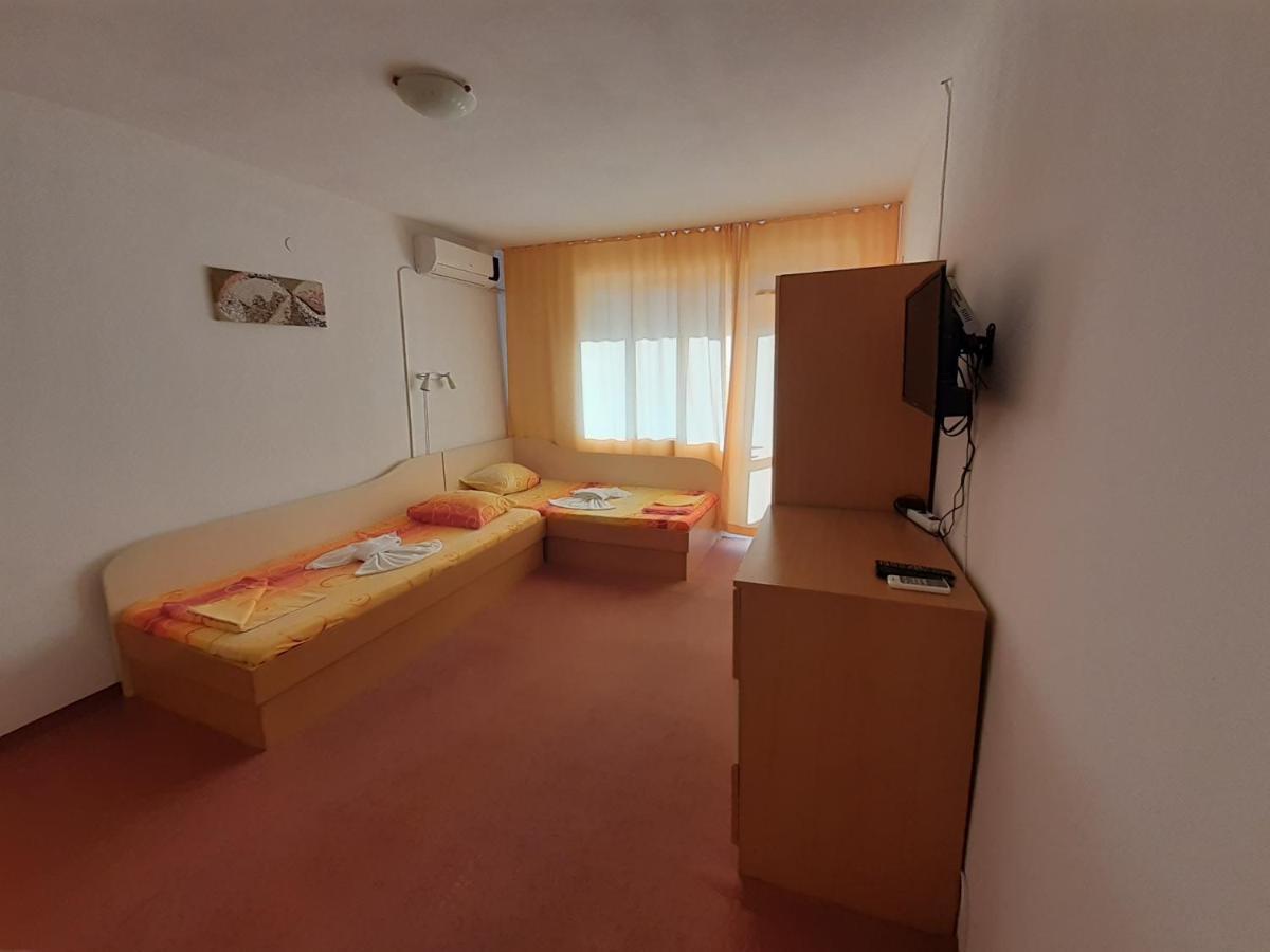 Guest House Malkata Stopanka Приморско Екстериор снимка